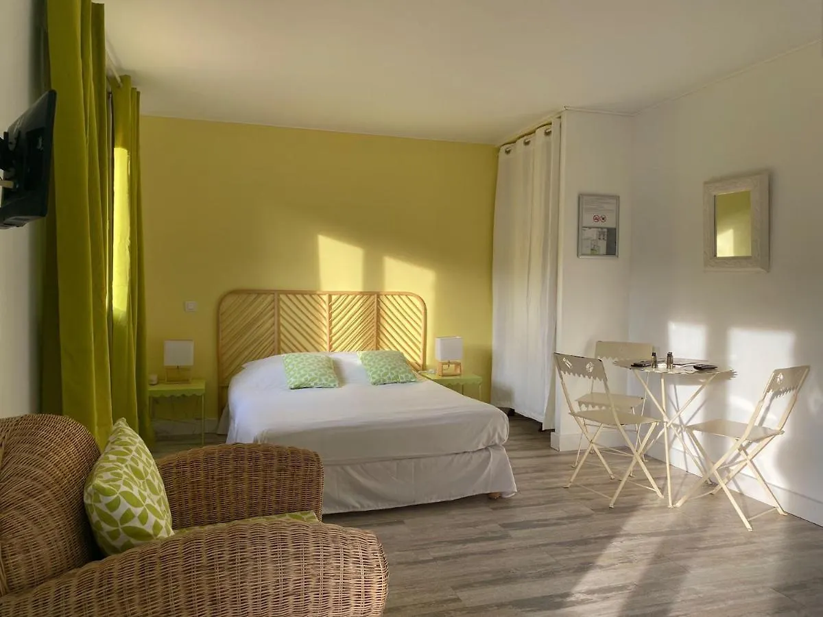 Hotel Les Calanques Les Issambres 3*,  Franciaország